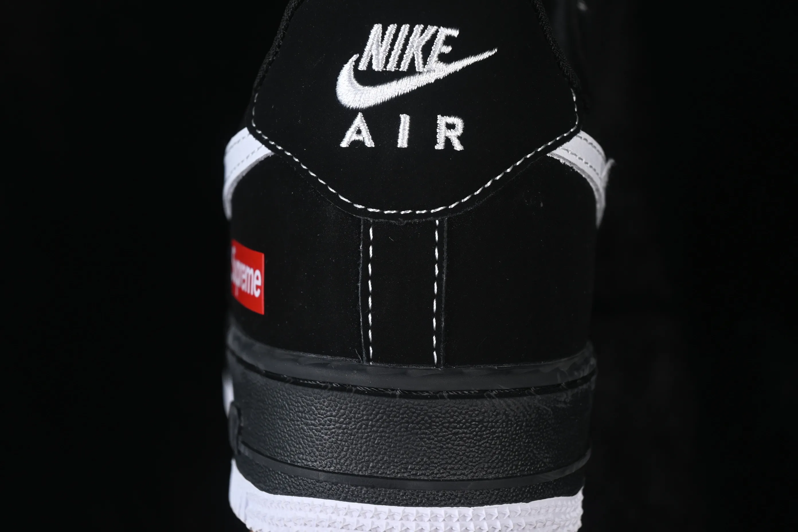 All categories Nk Air Force 1 Air Force series Nk Air Force 1 Low Air Force low-top Nike Air Force 1'07 Low minimalist contrast color Air Force 1 low-top casual sneakers KJ1688-027